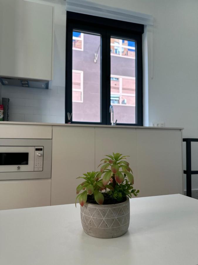 Apartamentos Bravo Murillo Madrid Eksteriør billede